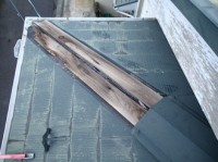 棟板金の剥がれ