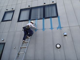 外壁のコーキング処理