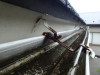 雨樋交換　雨樋補修　雨樋のたわみ