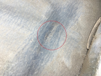 IMG_4650 防水紙の現状調査実施、穴が空いている