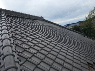 IMG_8489 瓦屋根の調査を実施