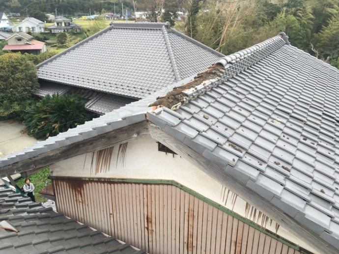 棟瓦の倒壊、台風被害