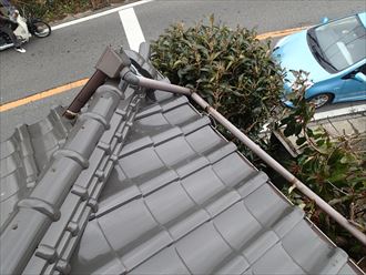 木更津市 雨樋の外れ