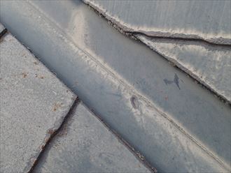 君津市 谷板金に穴