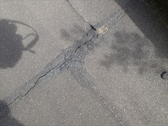 君津市 防水面のひび割れ