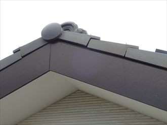 OLYMPUS DIGITAL CAMERA 破風板板金カバー