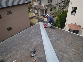 君津市 棟板金取付け完了