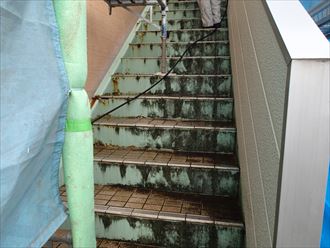 君津市 階段洗浄