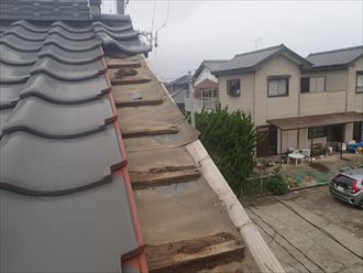富津市 袖瓦の落下