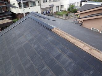 木更津市 棟板金の剥がれ②