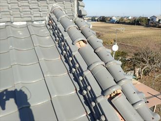 木更津市 下り棟瓦のズレ