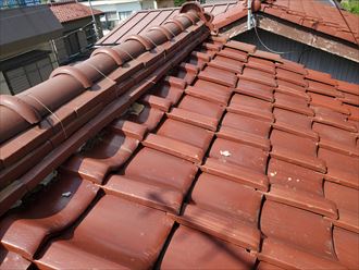 20190920_105112柏市中新宿_瓦屋根調査 柏市中新宿で台風15号の影響で棟の漆喰の剥がれ
