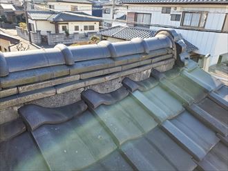 20200121_132759松戸市稔台_瓦屋根調査 下屋根の漆喰の剥がれ