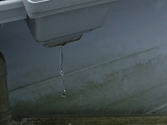 水漏れ df1a28a39fe63d75ae07fe513435e639