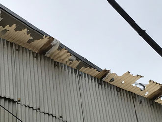 雹被害　波板割れ　波板破損