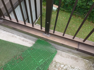 千葉市花見川区　雨漏り点検　ベランダ