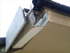 ミレーニア　テルムマラン様　雨樋003_300R1.jpg