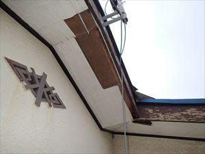 家の外装に台風被害が出ていました。　木更津市真舟 (3)_R.JPG