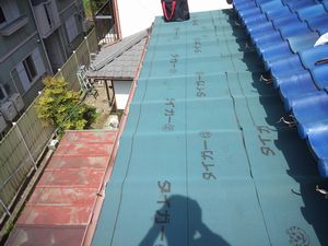 瓦棒屋根　カバー工法　八幡宿 (5).JPG