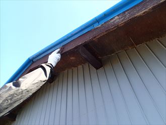 君津市　車庫の屋根葺き替え、木部塗装007_R.JPG