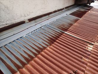 千葉市稲毛区　瓦屋根の金属部補修002_R.JPG