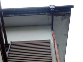 木更津市　雨樋と軒天の劣化003_R.JPG