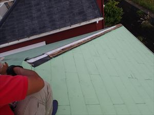 木更津市　棟板金の飛散　簡易補修002R.jpg
