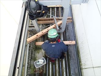 木更津市 遊技場の屋根工事011_R.JPG